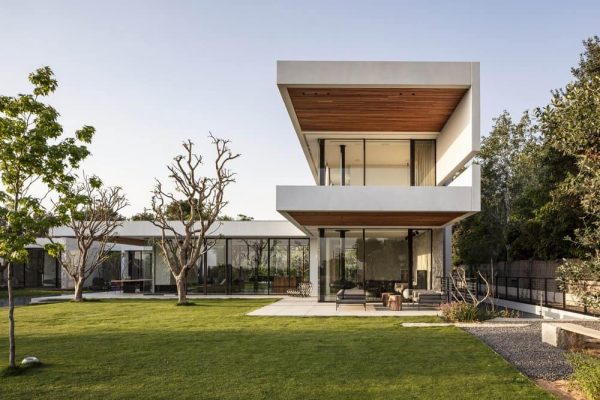 Residential Complex for a Family in Mishmeret, Israel