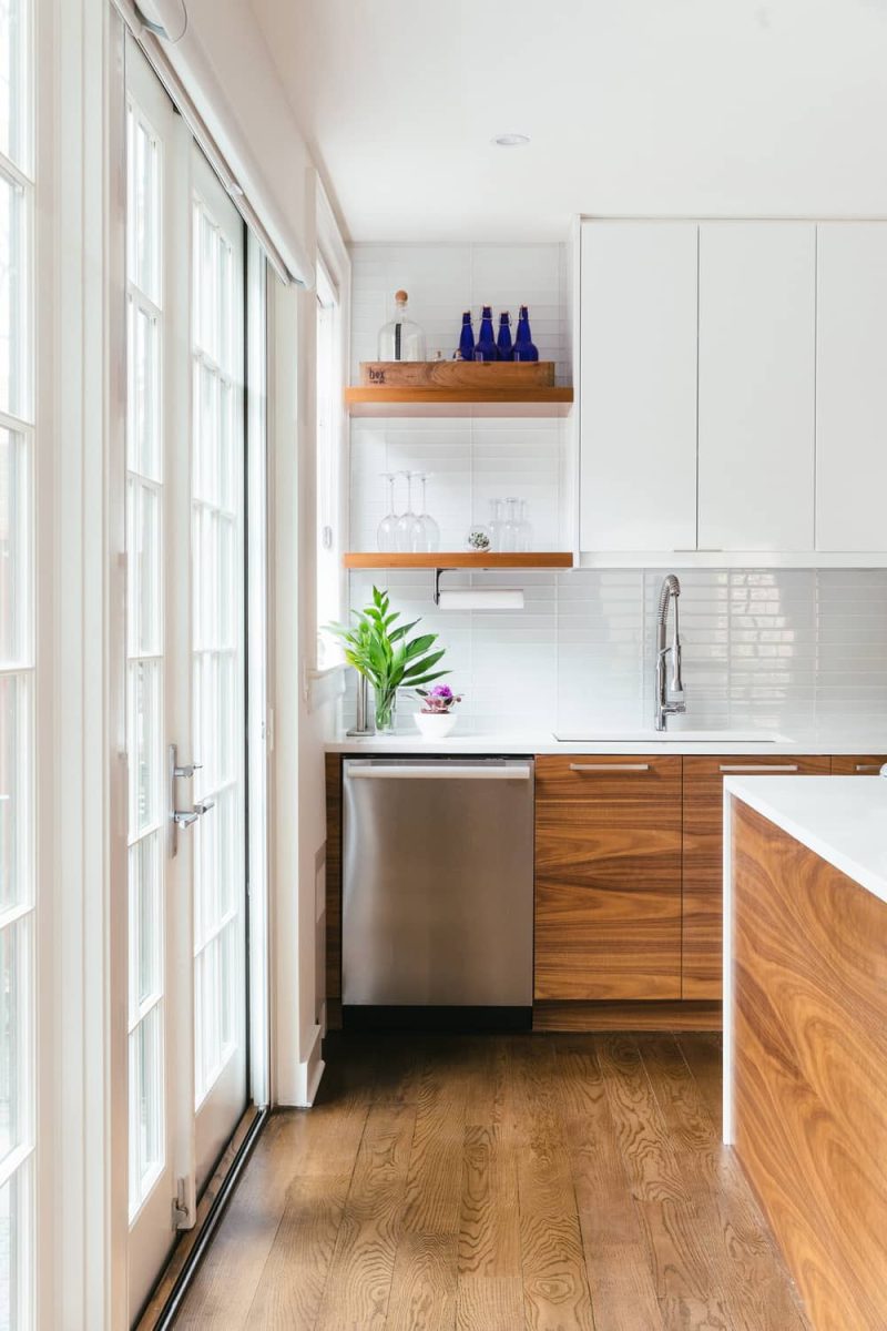 kitchen, Tennis House by Sonya Lee Architect