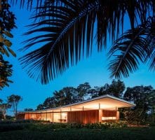 Asa House by Bernardes Arquitetura