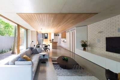 Queens Park Residence by Studio Johnston