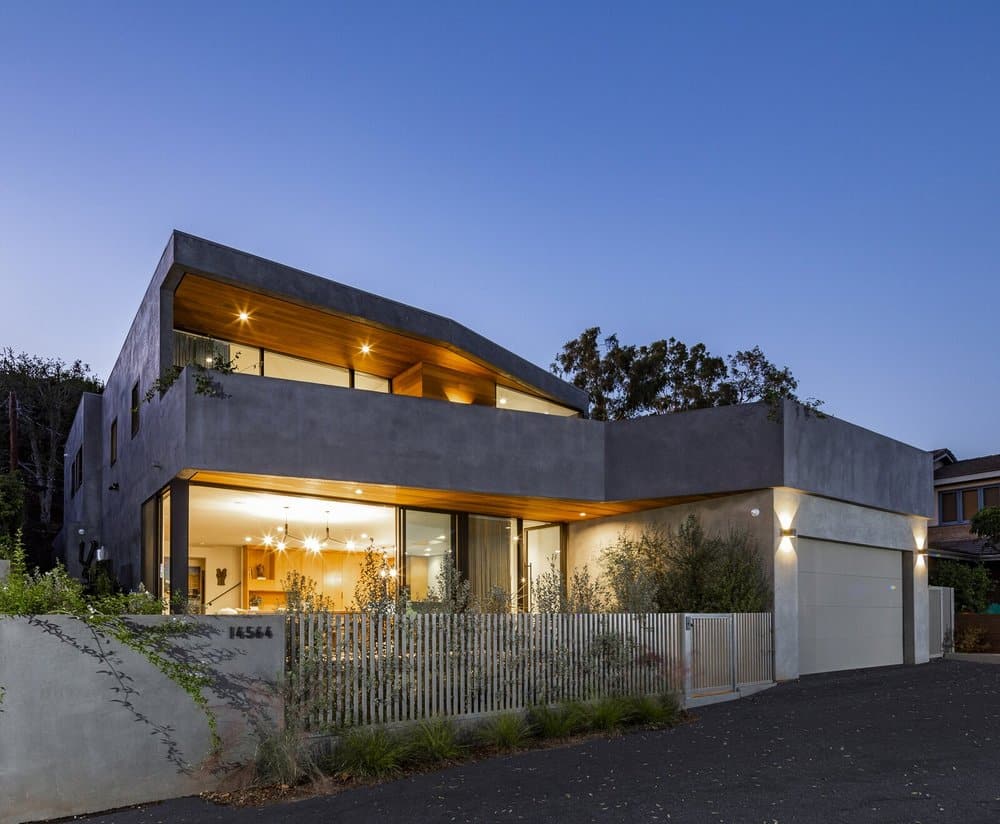 Wrap Recess House, Los Angeles by ANX - Aaron Neubert Architects