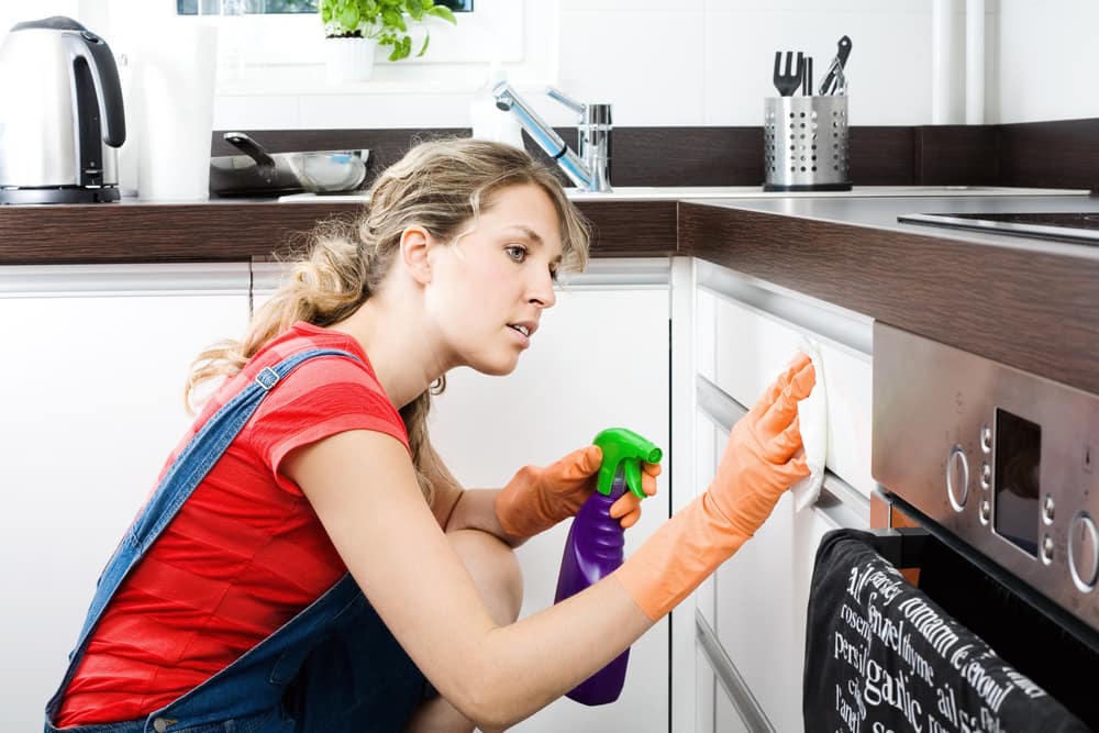 kitchen cleaning