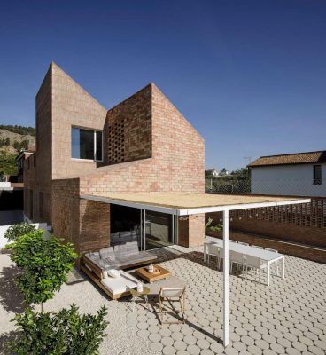 Viva la Vega House, Spain by Serrano + Baquero Arquitectos