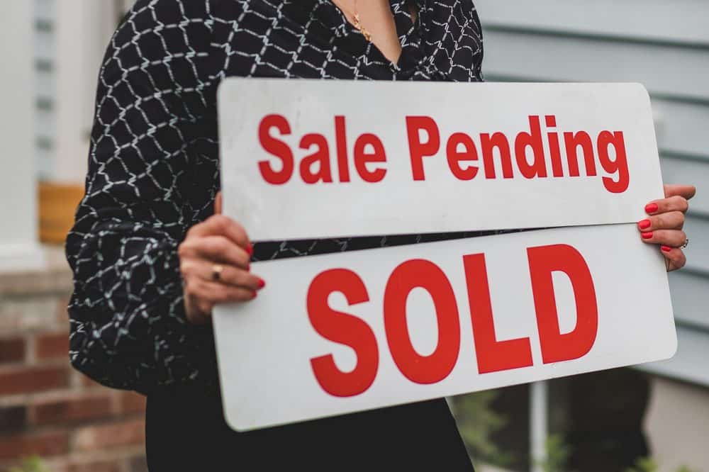 What to Look for When Selling a House Without a Realtor