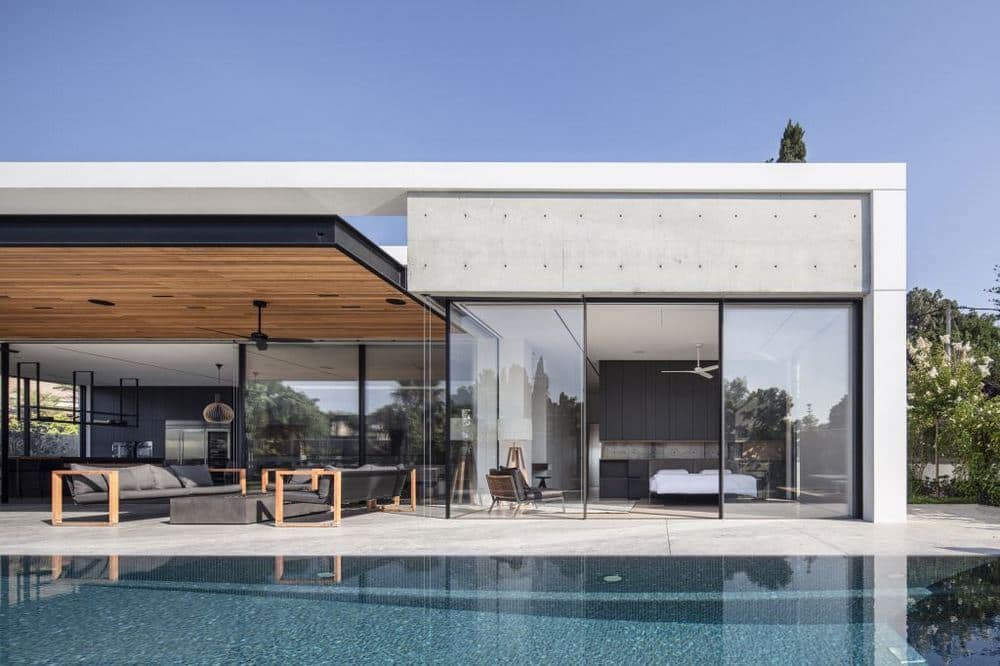 A Contemporary House in the Sharon Region of Israel