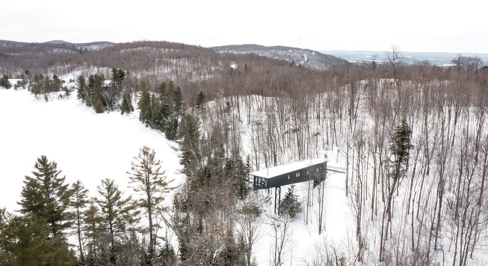 Sustainable Cabin - m.o.r.e. by Kariouk Architects