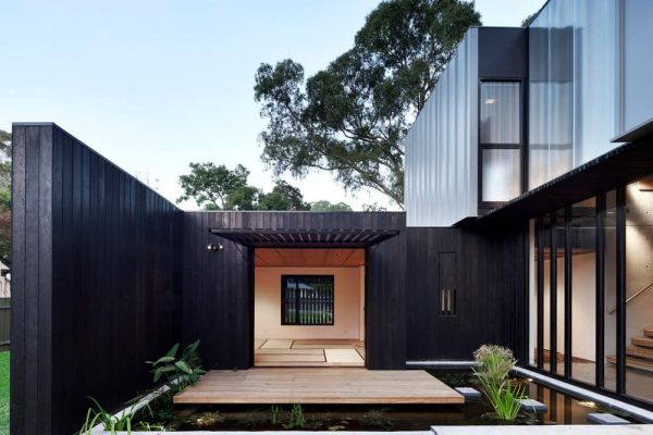 Douglas Street House by Ashley Halliday Architects