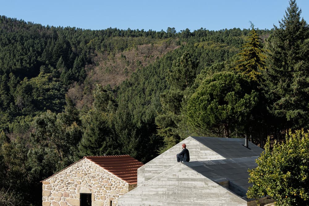 House NaMora by Filipe Pina + David Bilo