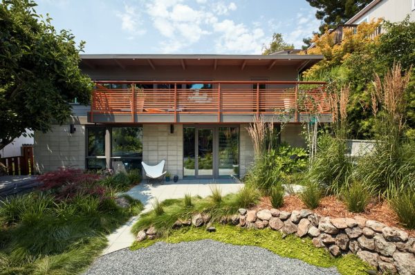 Berkeley Hills MCM Remodel and ADU Addition by Klopf Architecture