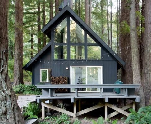 Caz Cabin / Studio PLOW