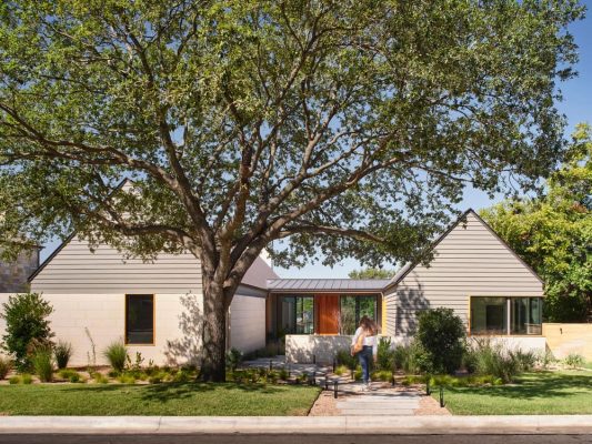 Hartford Residence by Clayton Korte