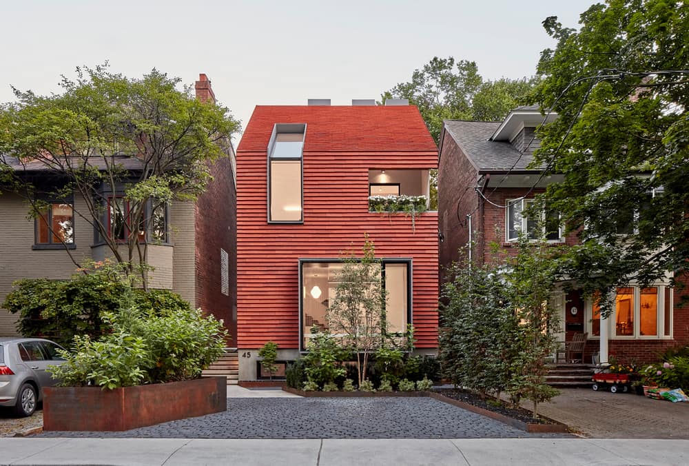 Tile House by Kohn Shnier Architects