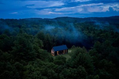 Sustainable and Modern Country Home by INC Architecture & Design