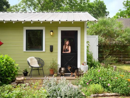 Oak Cliff Casita by Best Practice Architecture