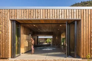 The Society Hotel Bingen / Waechter Architecture