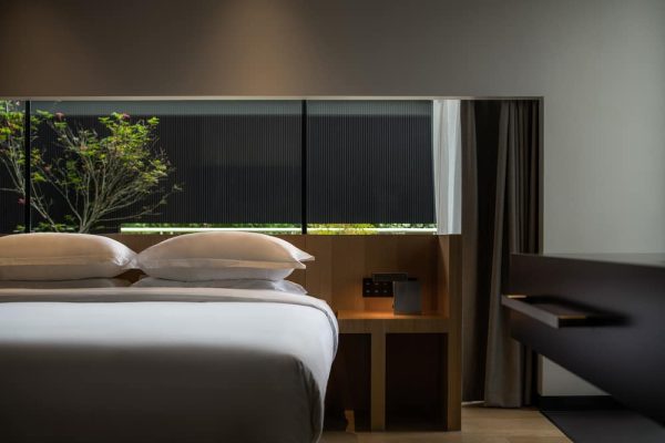 SFEEL Designer Hotel in Taikoo Li / HARMO Design