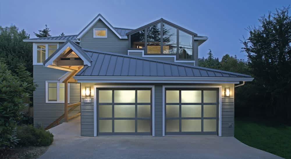 house with garage