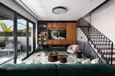 A Three-Story Private House in a Center City of Israel