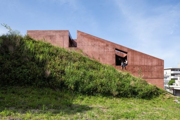 Ginowan House by Matsuyama Architect and Associates