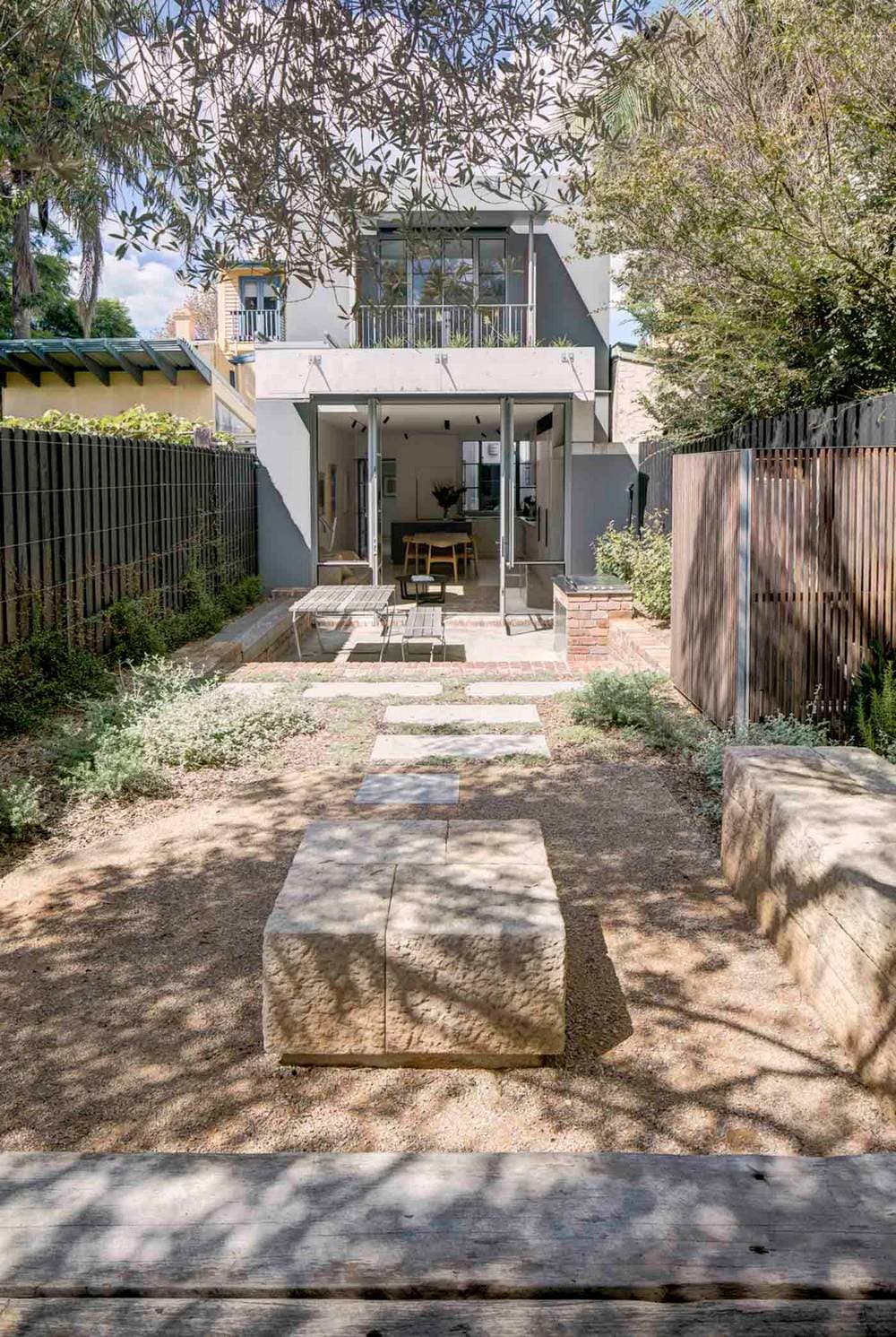 Annandale Terrace House, Sydney / Sam Crawford Architects