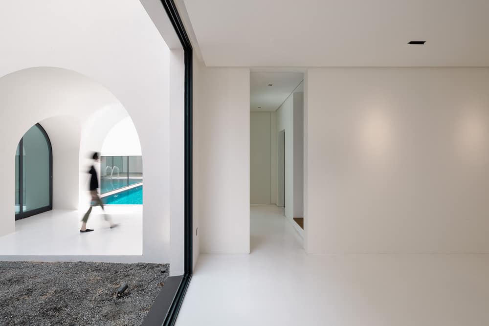 Three Independent Villas in Kuwait - Ternion by Studio Toggle