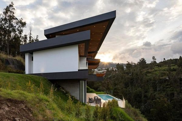 Vertigo House by Najas Arquitectos