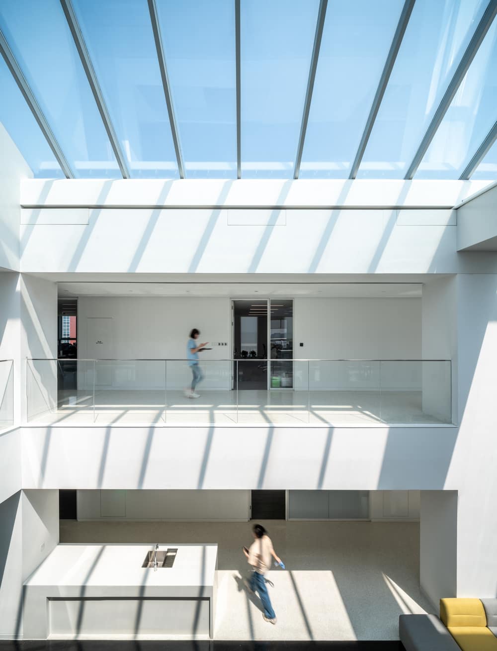 Interior - upper atrium