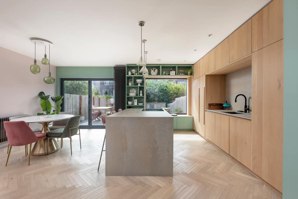 Open Plan Mid-Century House in Edinburgh