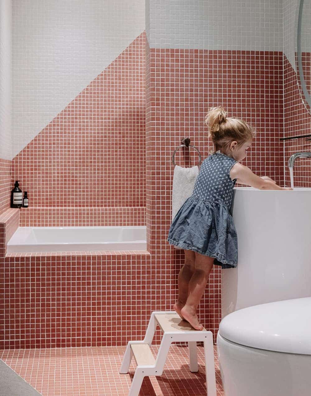 bathroom, Matière Première Architecture