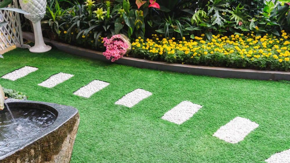 Designing a Low-Maintenance Garden with Artificial Grass