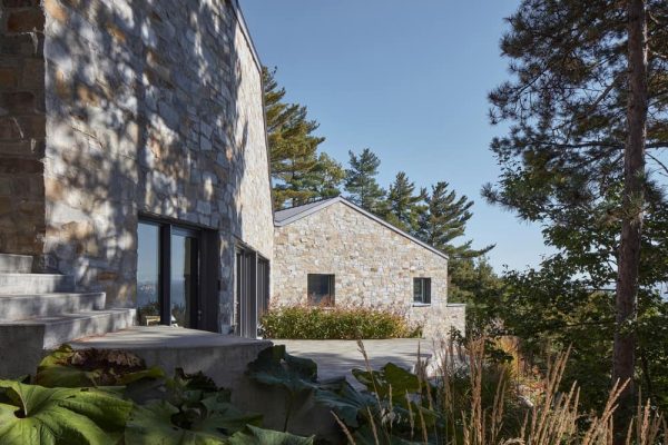 CAPO House, Québec / Alain Carle Architecte