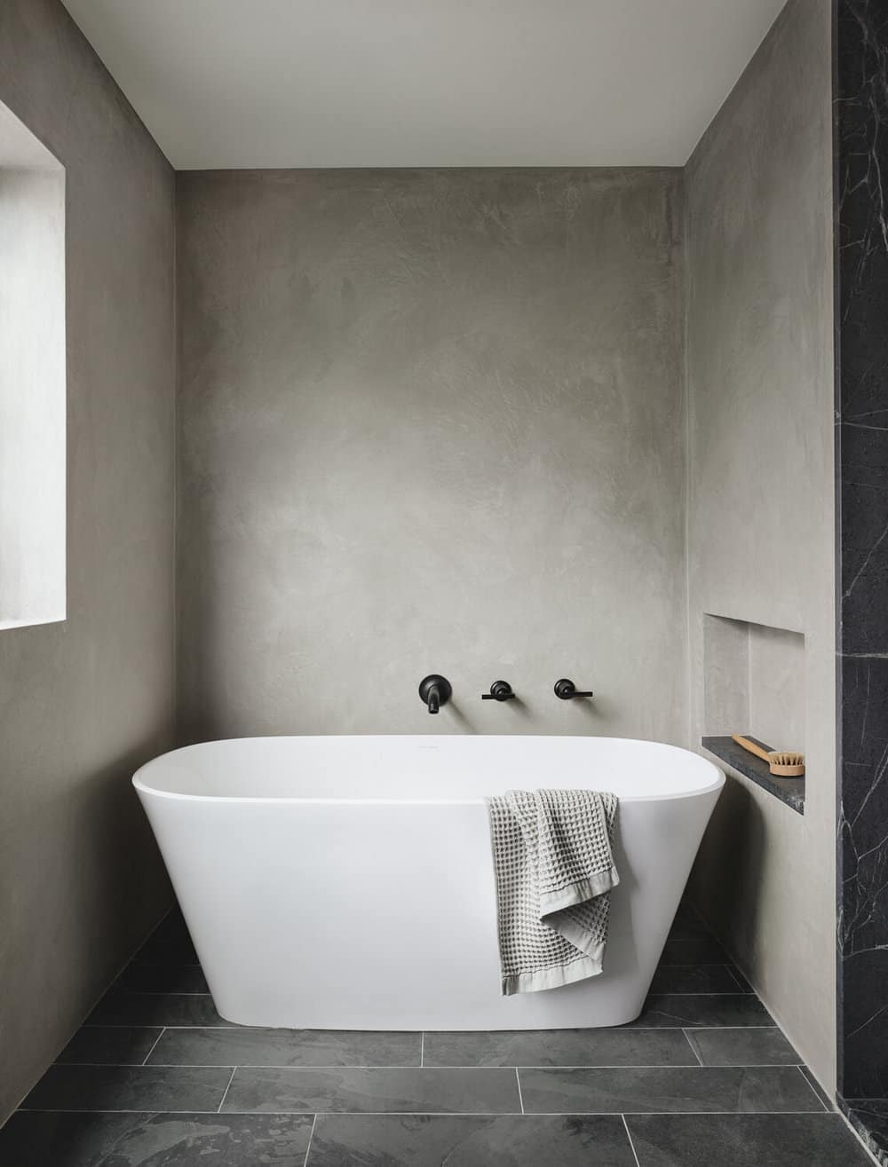 bathtub, Lemmo Architecture and Design