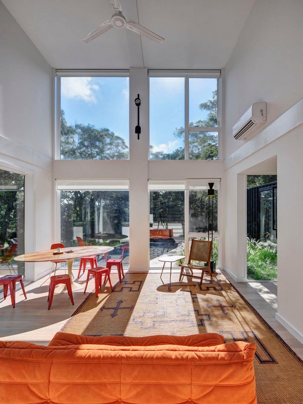 dining area, living room, MB Architecture