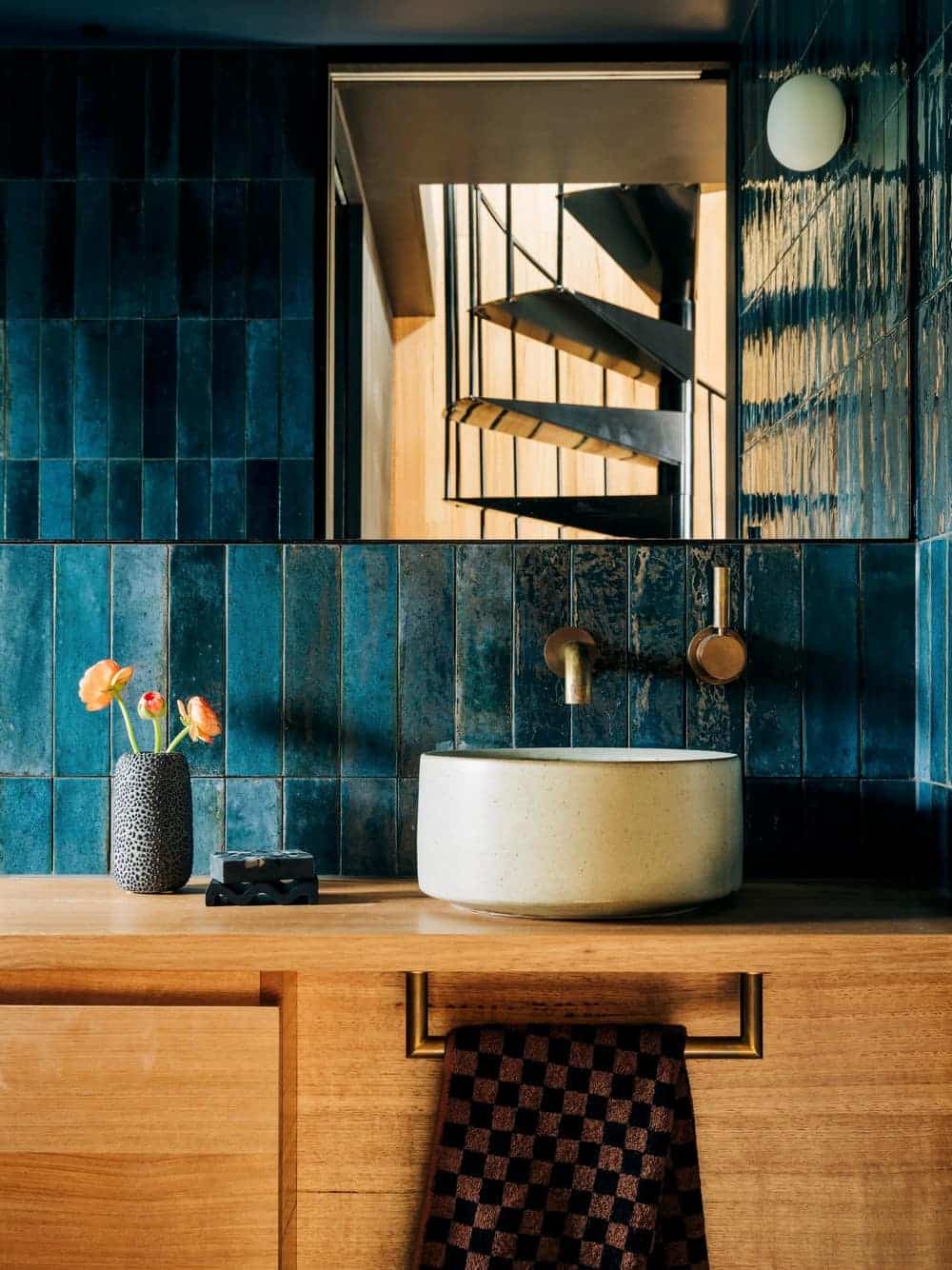 Bathroom, Maguire + Devine Architects