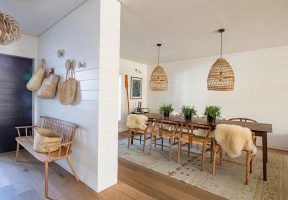 Beach Bungalow / Studio Harris