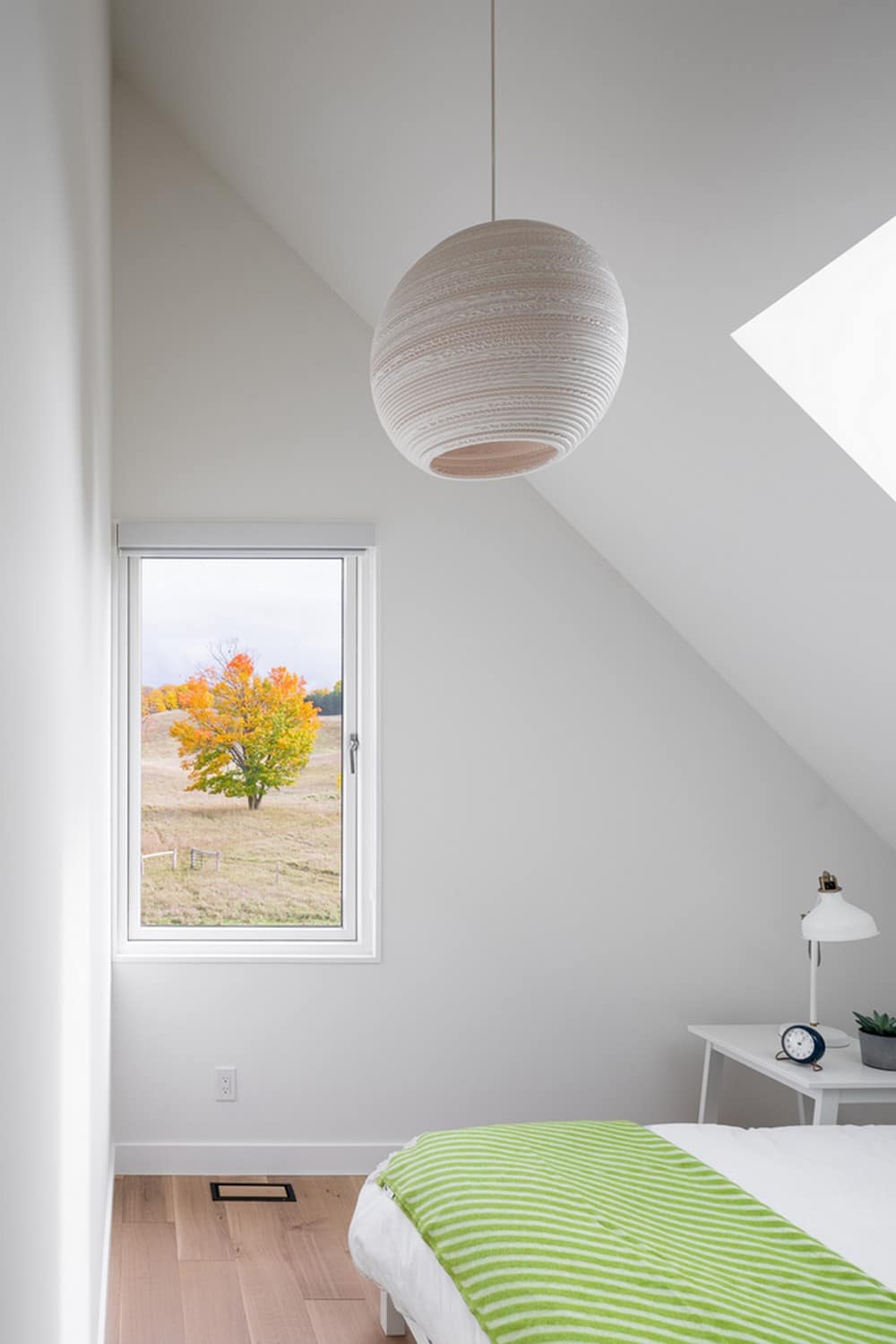 bedroom, Wanda Ely Architect Inc.