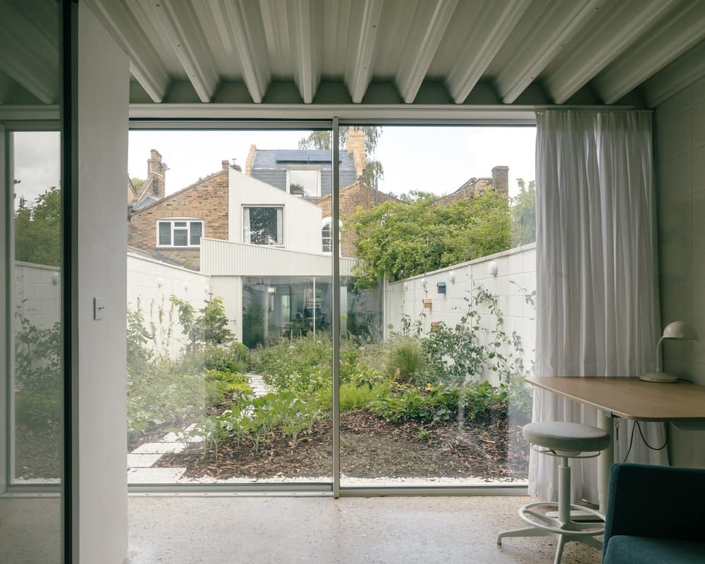 White Patio House, London / Pashenko Works