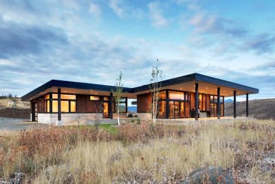 Bear Creek Basecamp by CAST Architecture