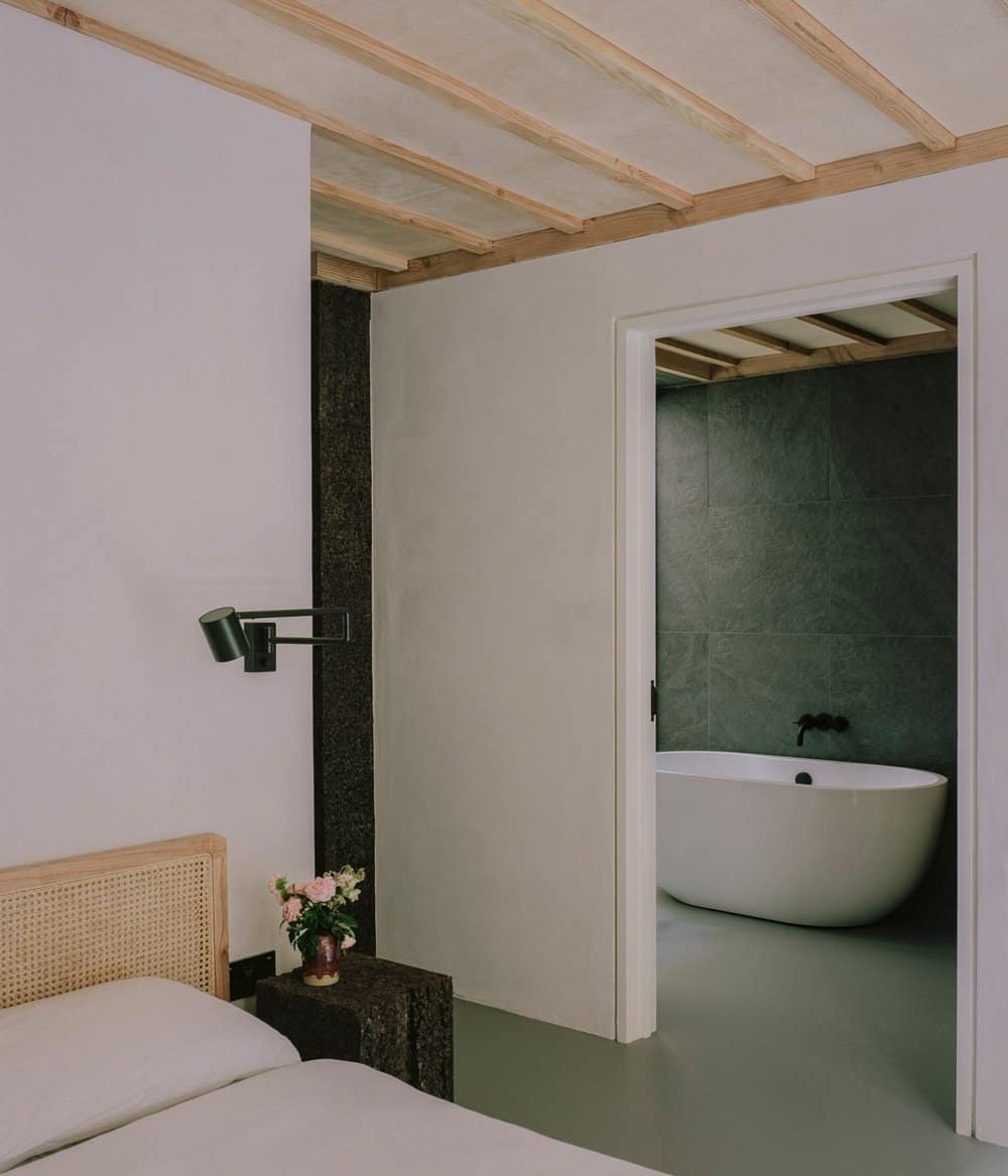 bedroom, bathroom,  Innovative Design, energy-efficient home