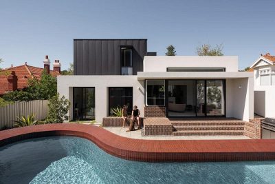 Hyde Park Residence by Robeson Architects
