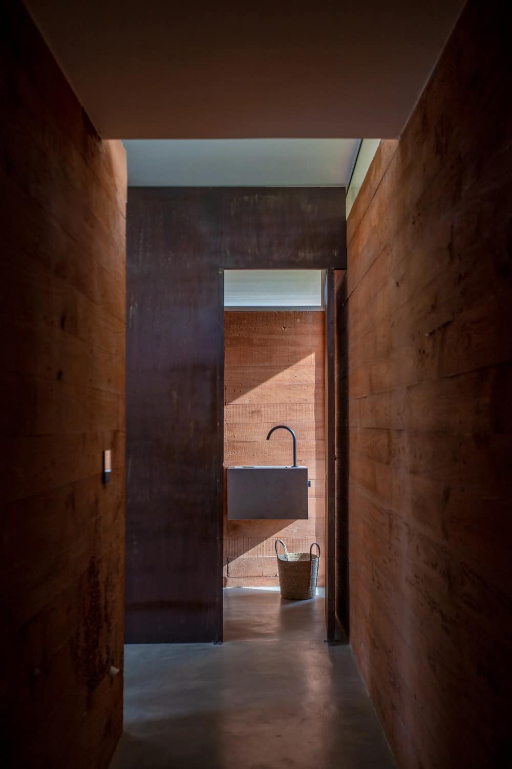 bathroom, TETRO Arquitetura