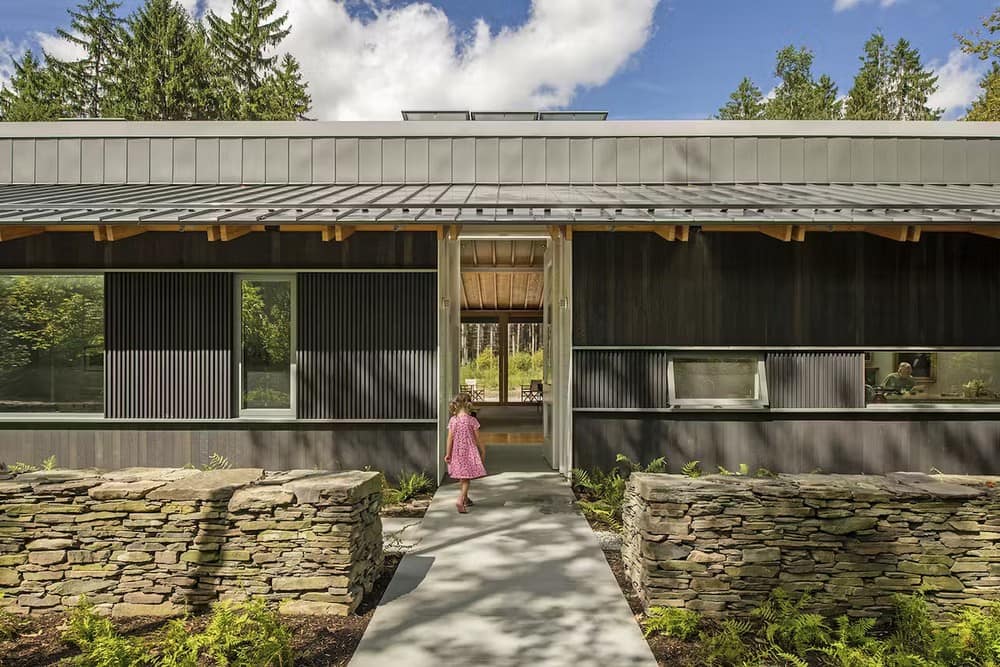 Light Path House by Bohlin Cywinski Jackson