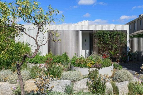 Sanctuary House by Ben Callery Architects