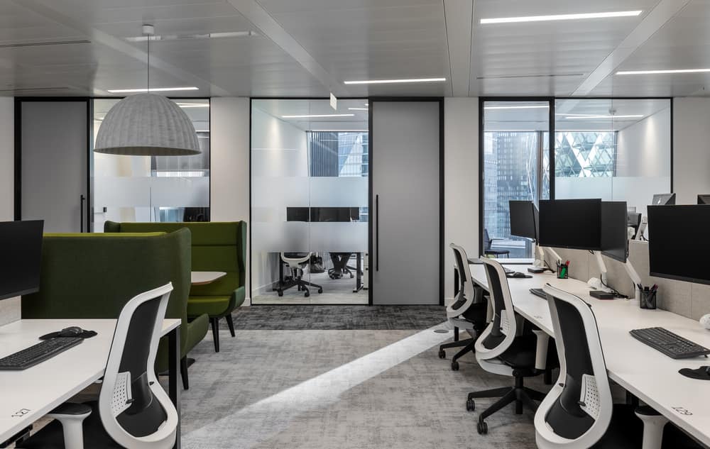 Walkers Office, London / Oktra