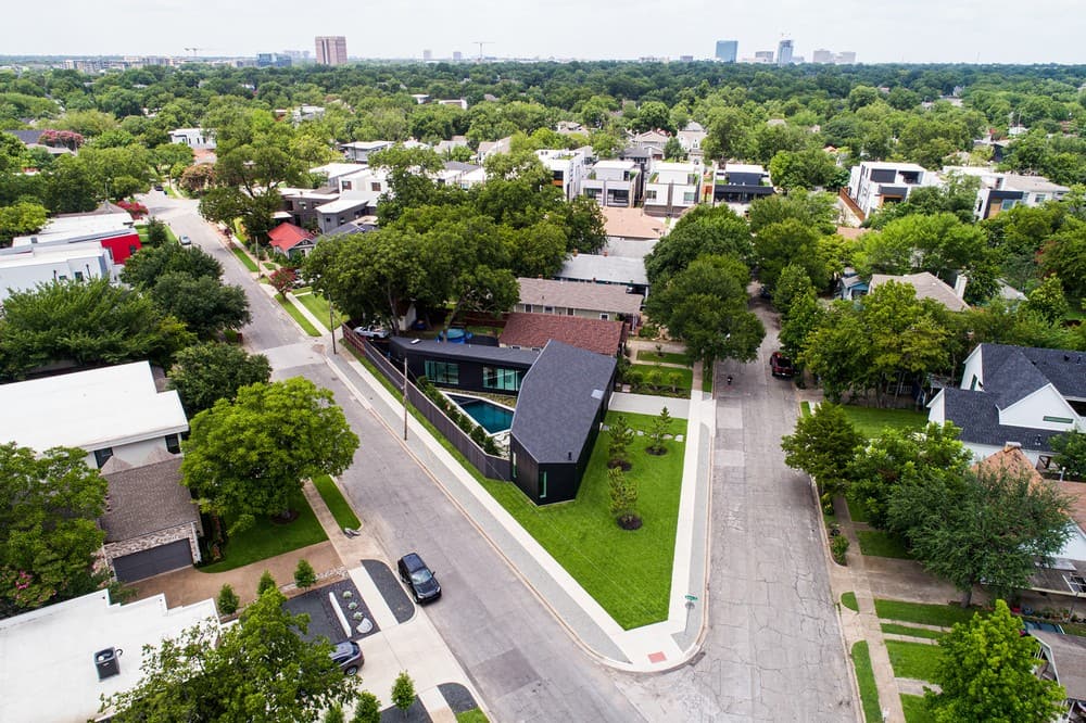 3-Edge Residence, Dallas / FAR + DANG