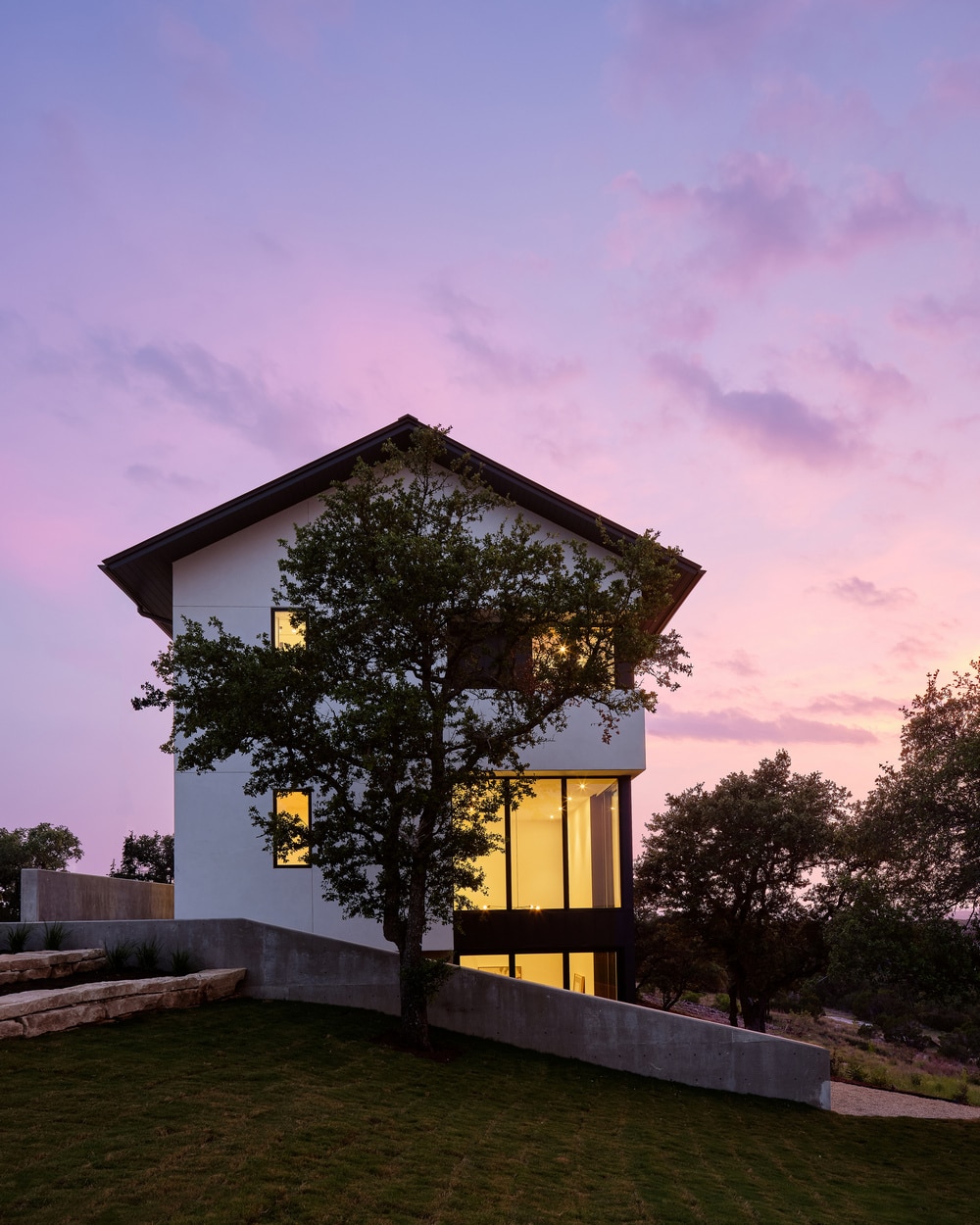 Manifold House / Matt Fajkus Architecture