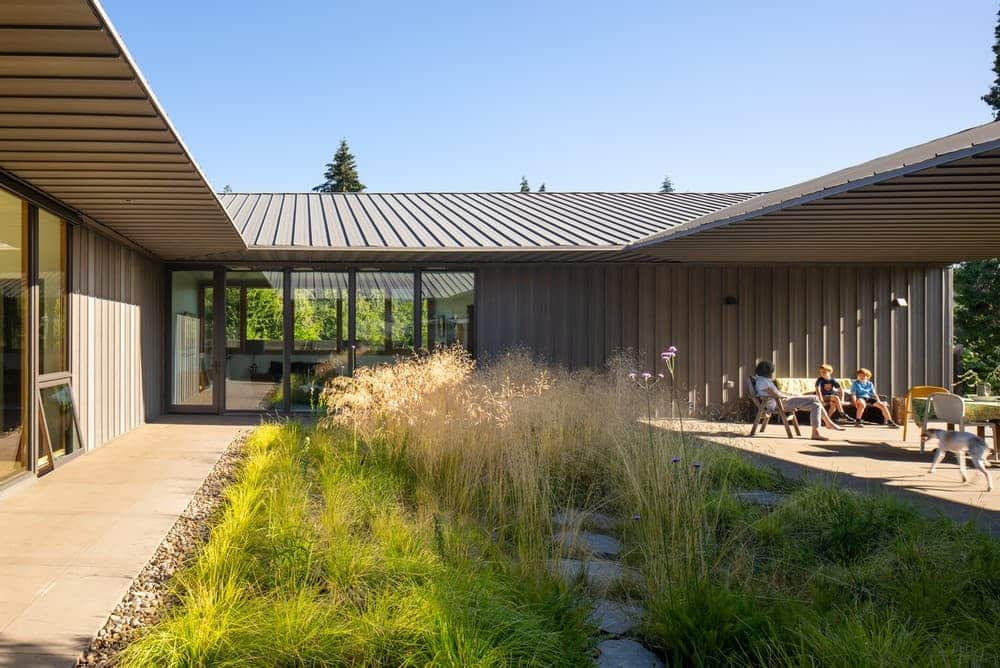 Meadow Residence / Waechter Architecture