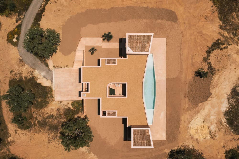 House in Grândola, Portugal / Ricardo Bak Gordon