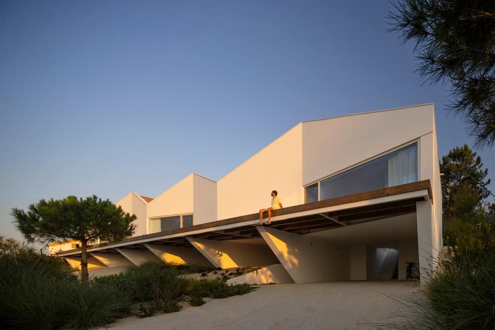 House in Praia do Pego / Falcão de Campos