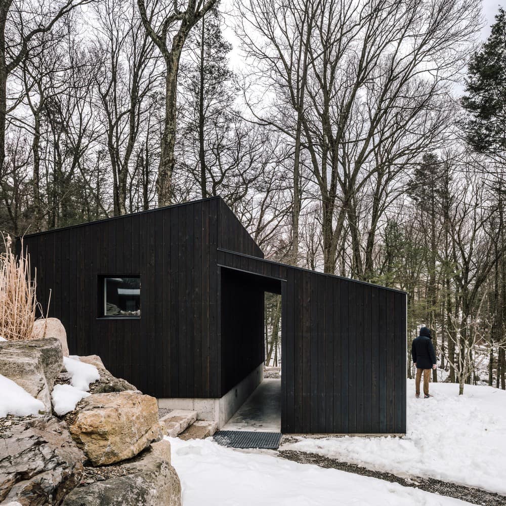 Small Wooden Pavilion / MQ Architecture